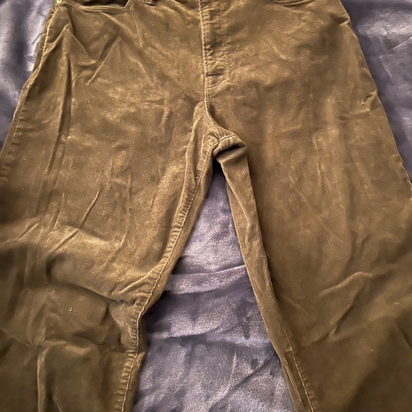 Corduroy olive jeans - Picture 2 of 2
